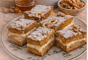 Carrot Cake proteic antiinflamator cu făină de lupin